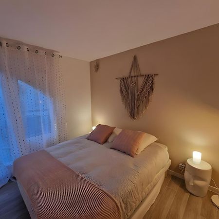 Appartement 3 Chambres, 9P, Hyper Centre Disney Chessy  Exterior photo